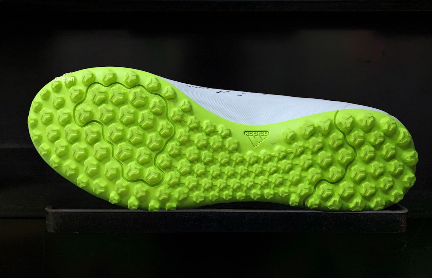 Adidas Predator Accuracy .4 TF Crazyrush pack màu trắng GY9995