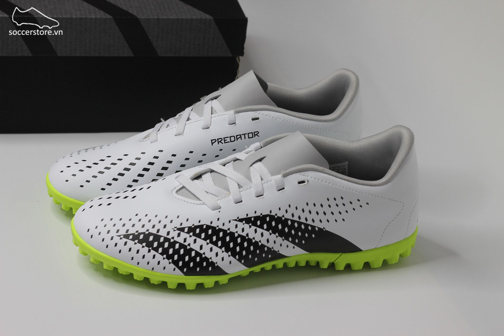 Adidas Predator Accuracy .4 TF Crazyrush pack màu trắng GY9995