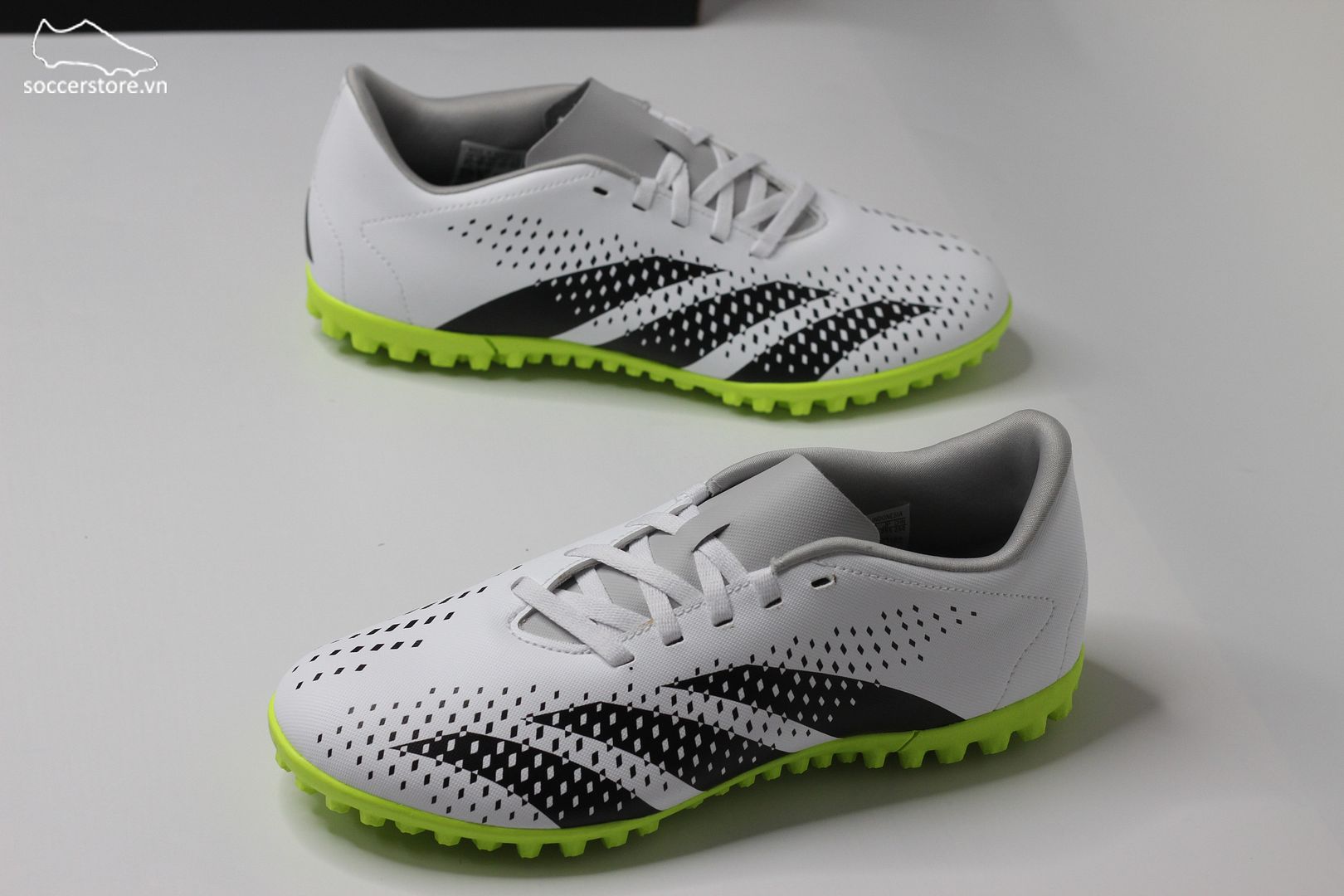 Adidas Predator Accuracy .4 TF Crazyrush pack màu trắng GY9995