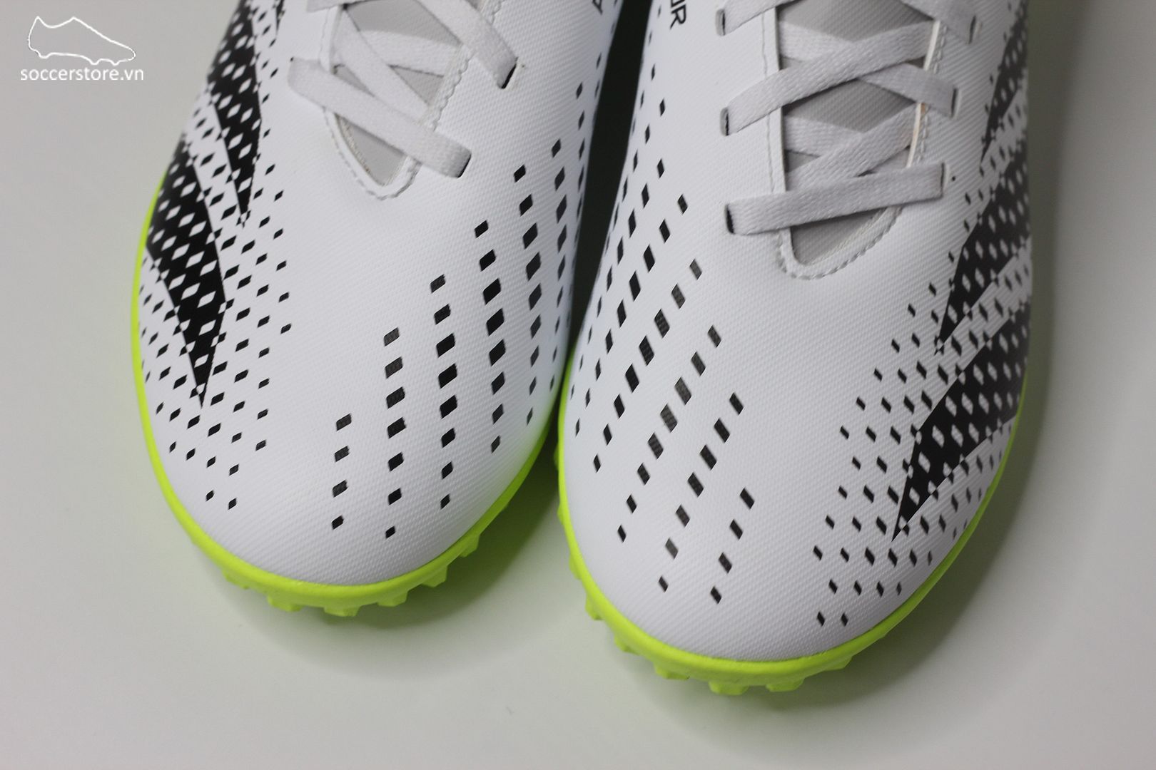 Adidas Predator Accuracy .4 TF Crazyrush pack màu trắng GY9995