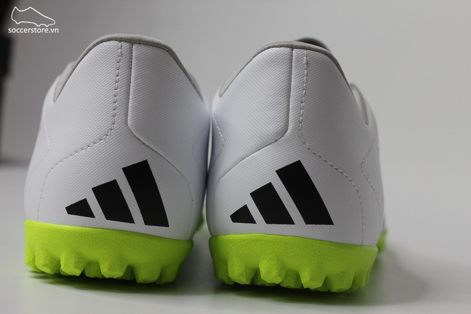 Adidas Predator Accuracy .4 TF Crazyrush pack màu trắng GY9995