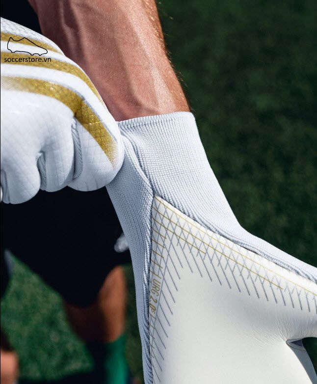 Găng tay thủ môn Adidas X Pro