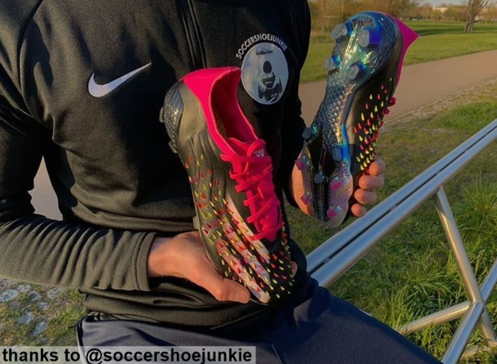 Giày bóng đá Adidas PreCopX