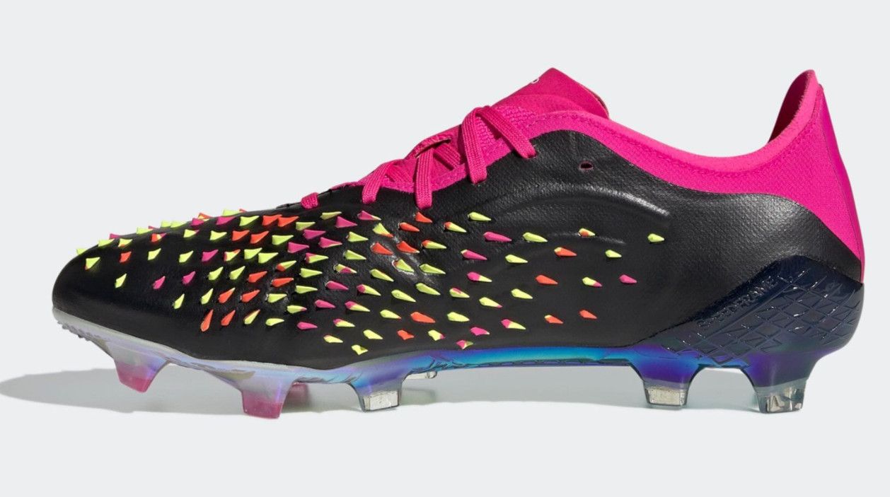 Giày bóng đá Adidas PreCopX