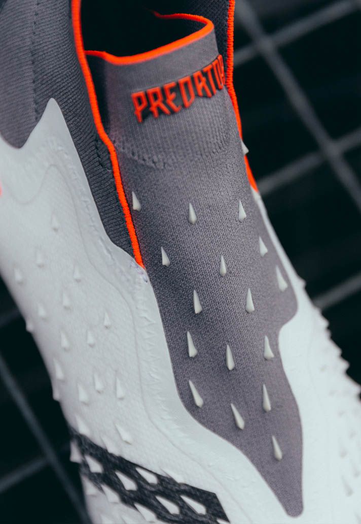 Giày Adidas Predator Freak White Spark
