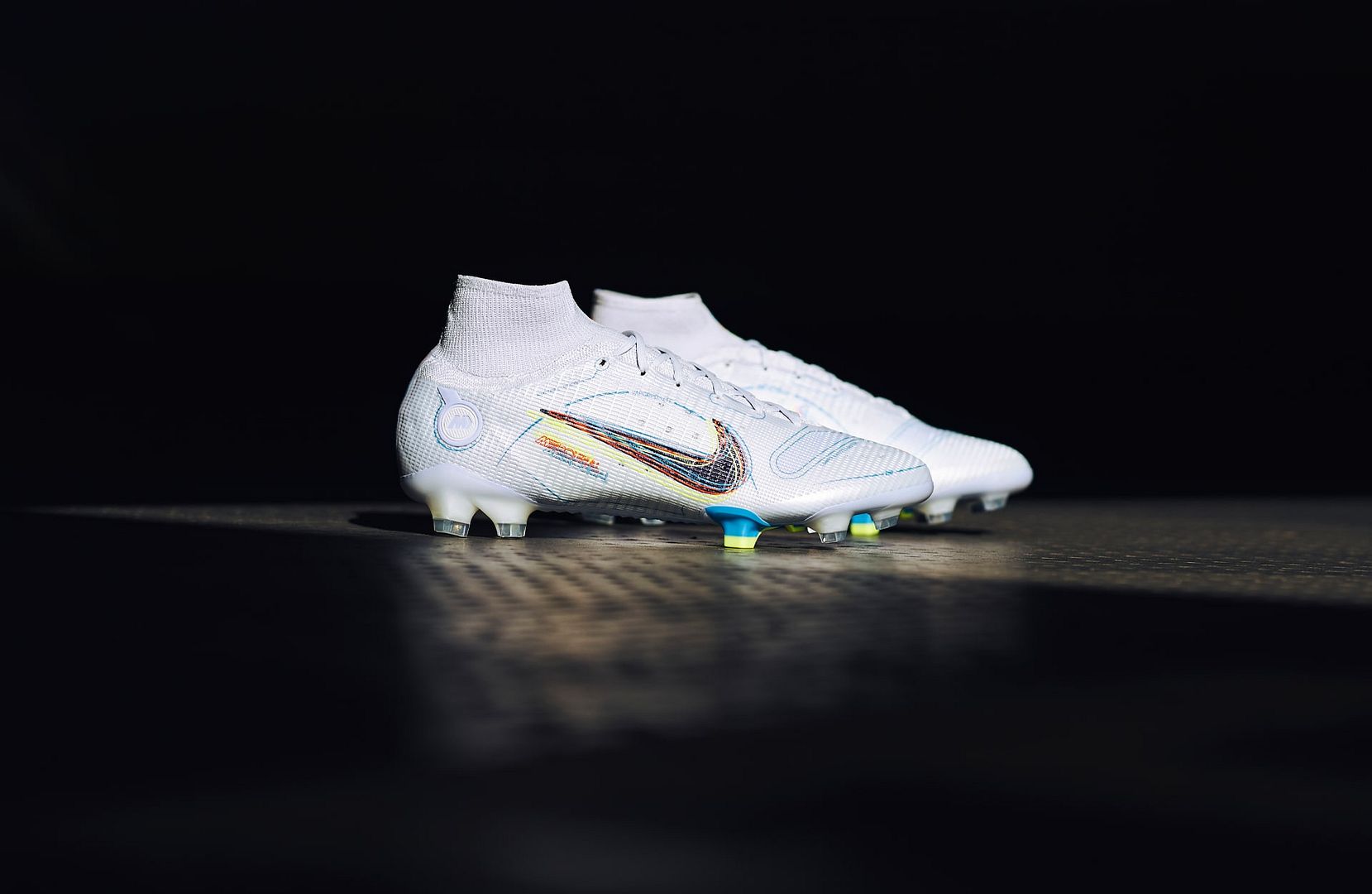 Giày Nike Mercurial nằm trong Progress pack