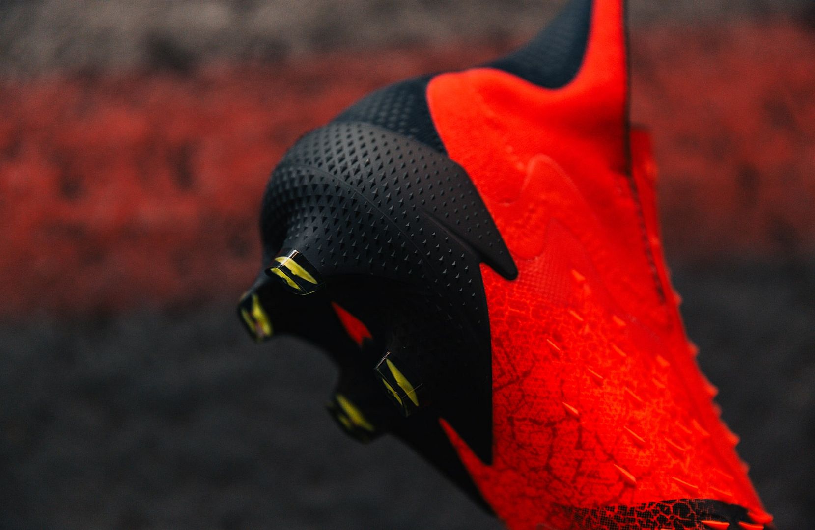 giày Adidas Predator Freak Meteorite