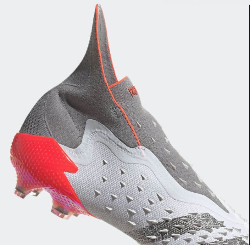 Giày Adidas Predator Freak WhiteSpark pack