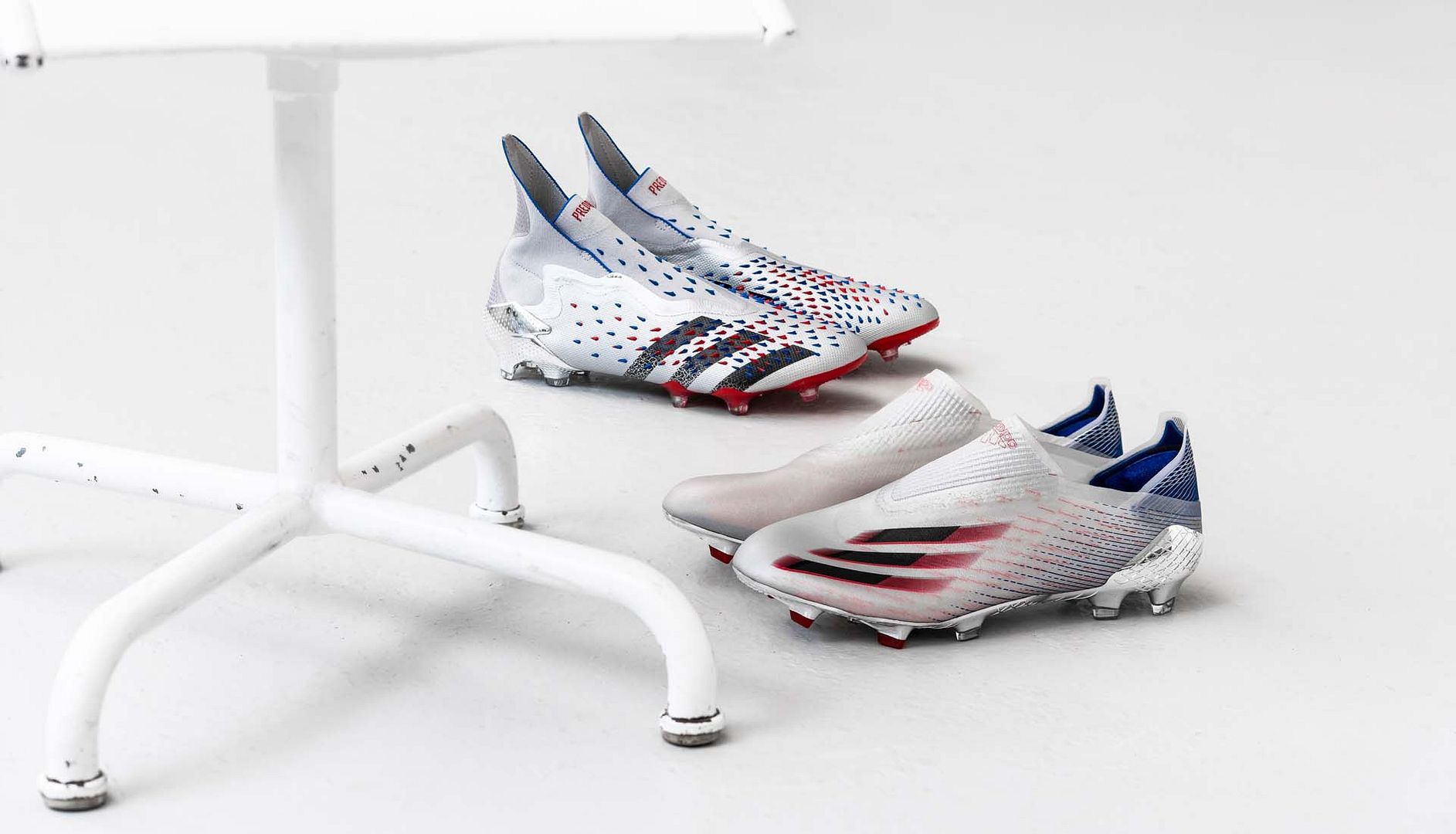 Giày bóng đá Adidas showpiece