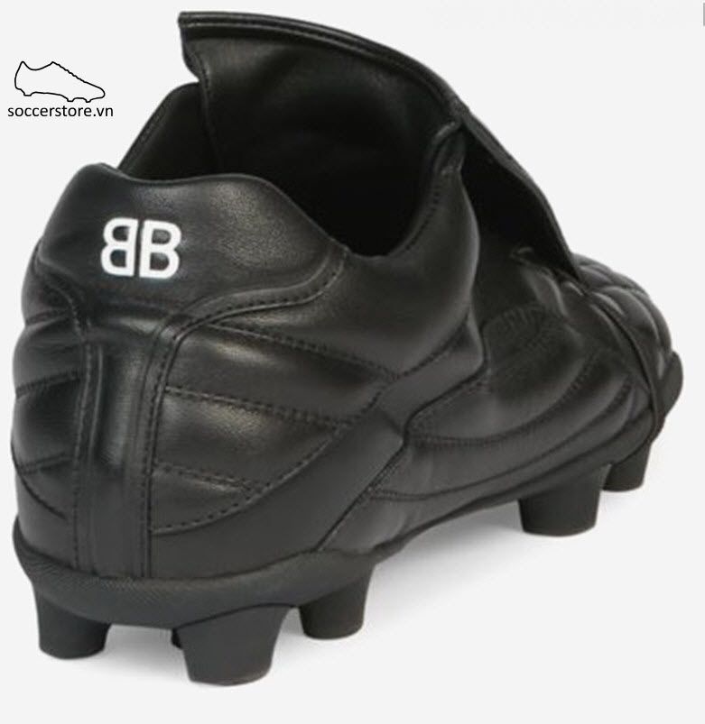 Giày bóng đá Balenciaga