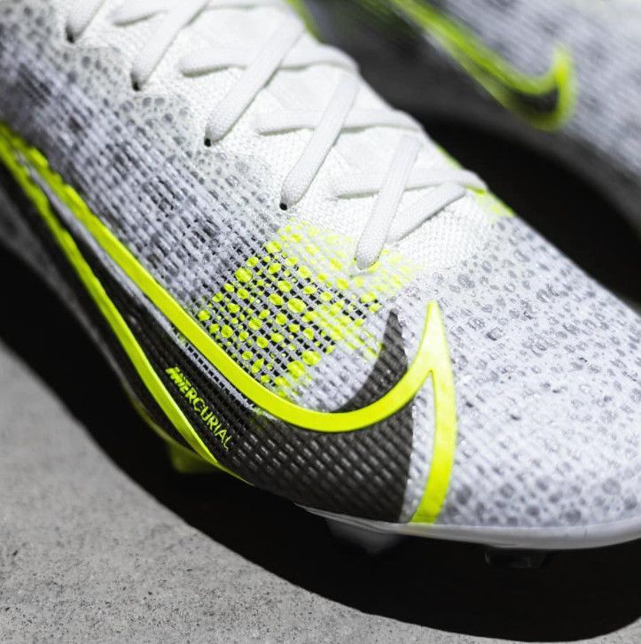 Giày đá bóng Nike Mercurial Silver Safari