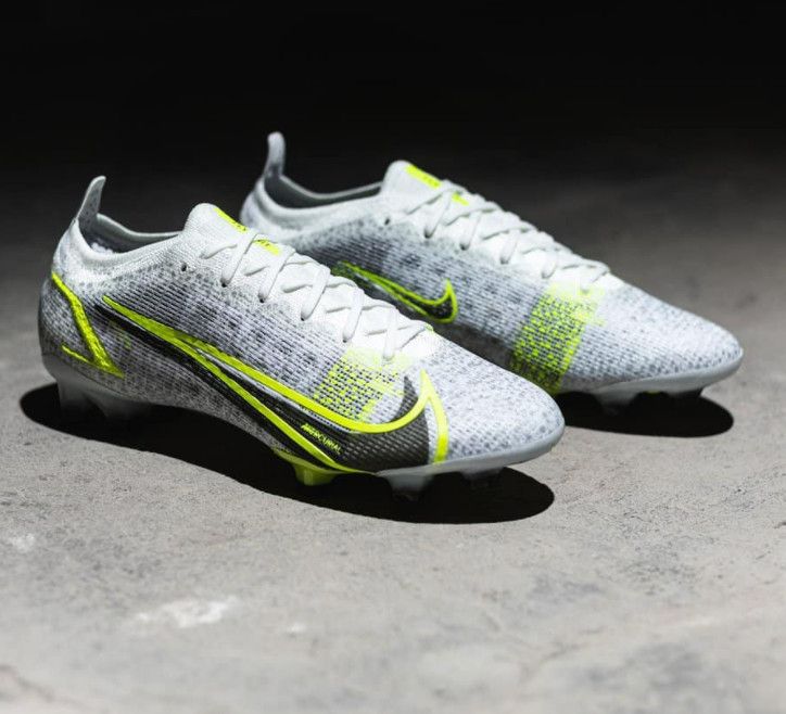 Giày đá bóng Nike Mercurial Silver Safari
