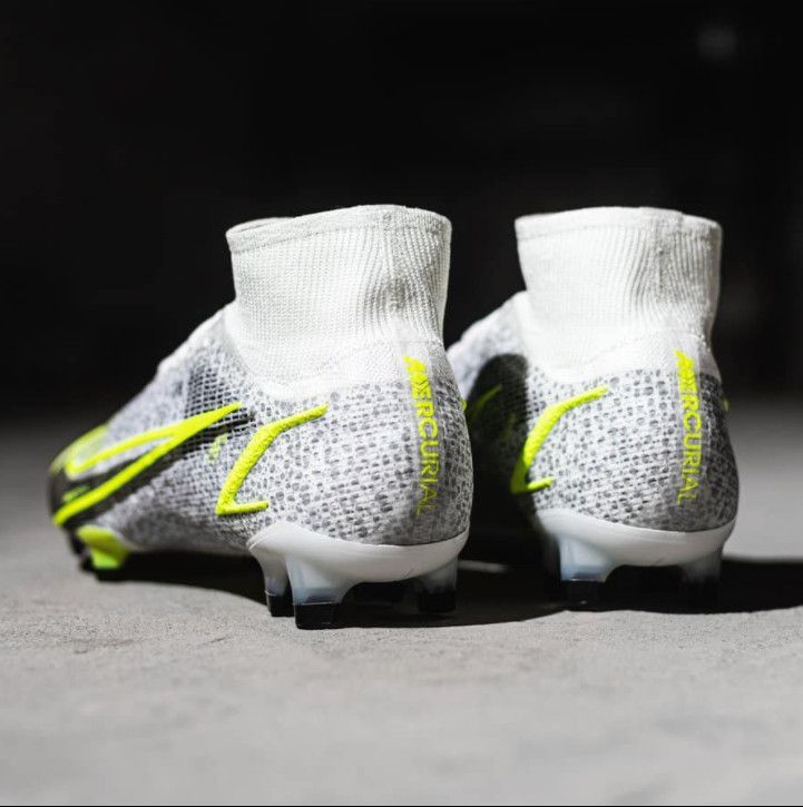 Giày đá bóng Nike Mercurial Silver Safari