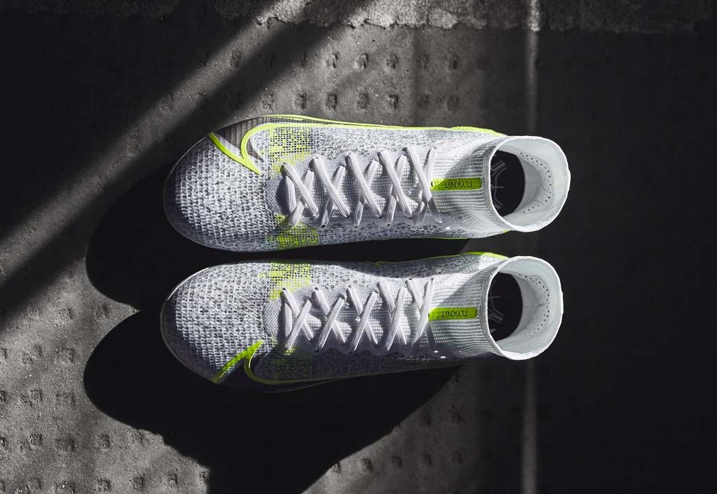 Giày đá bóng Nike Mercurial Silver Safari
