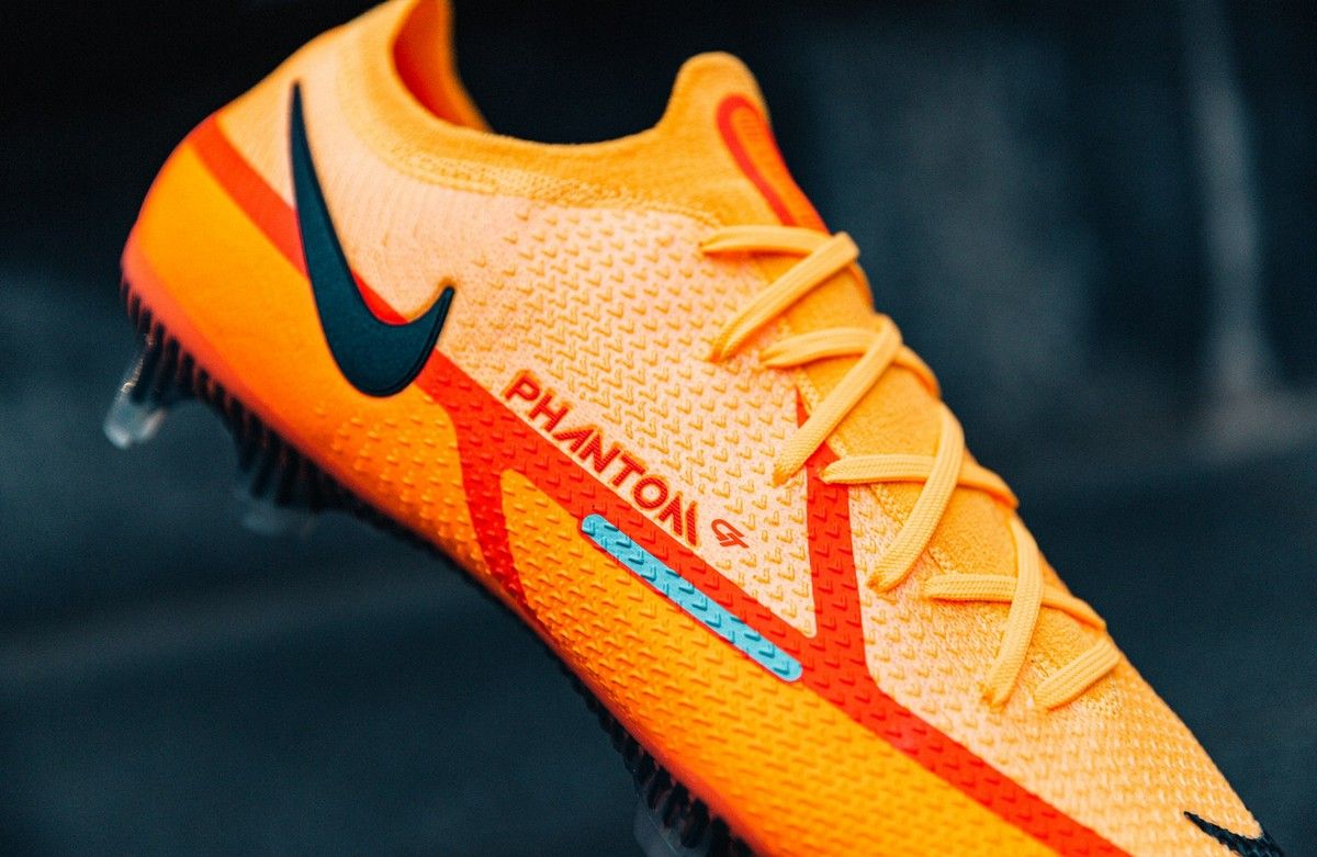 Giày bóng đá Nike Phantom GT 2 Blueprint pack