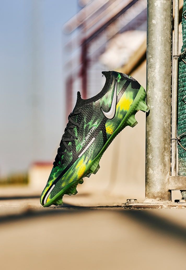giày bóng đá Nike Phantom GT 2 Shockwave 