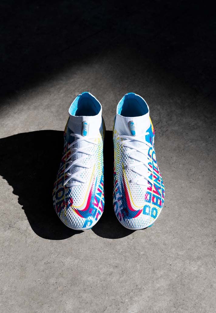 Màu đặc biệt chỉ có trên Nike Phantom GT 3D
