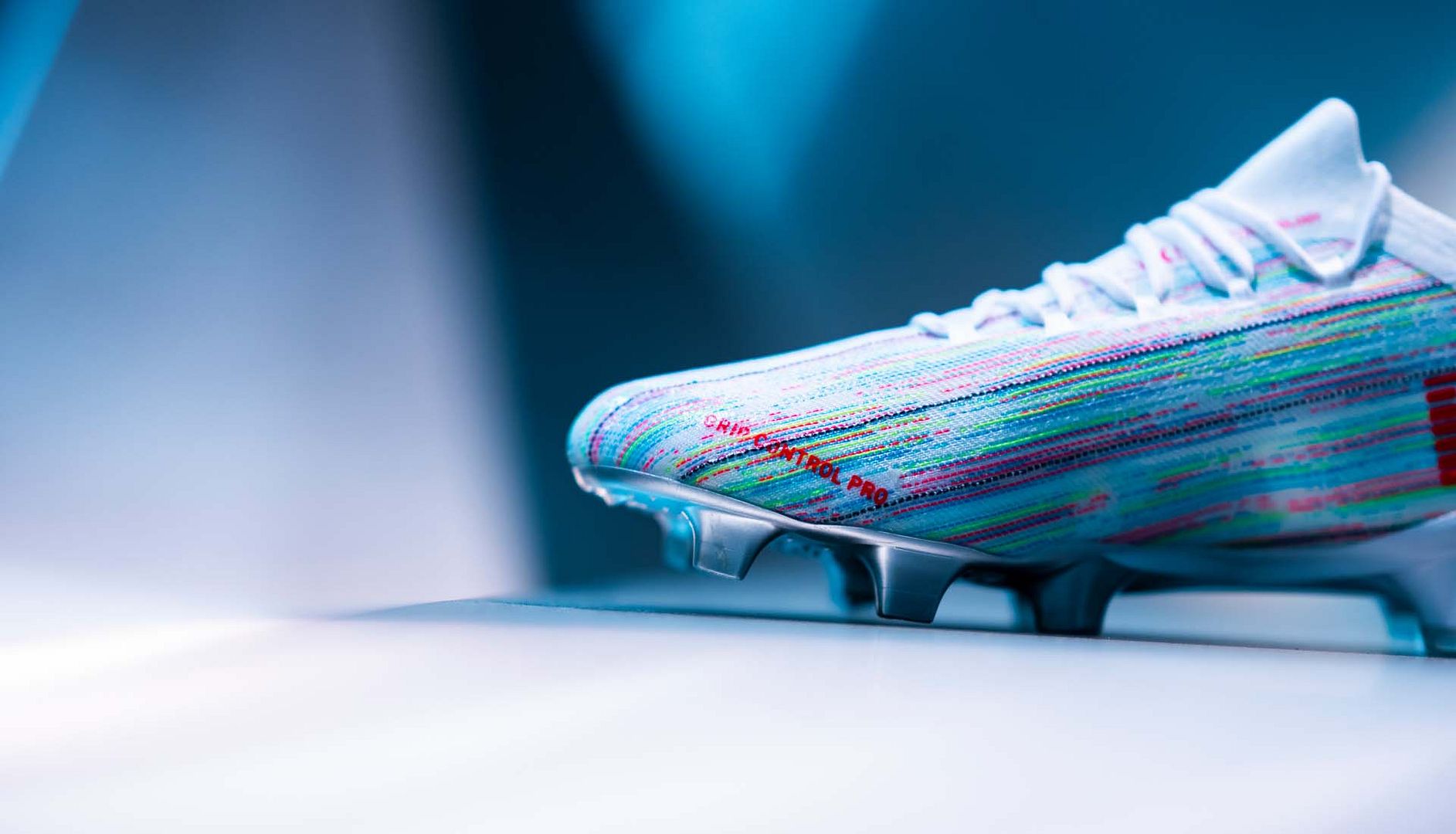 giày bóng đá Puma Spectra 2021