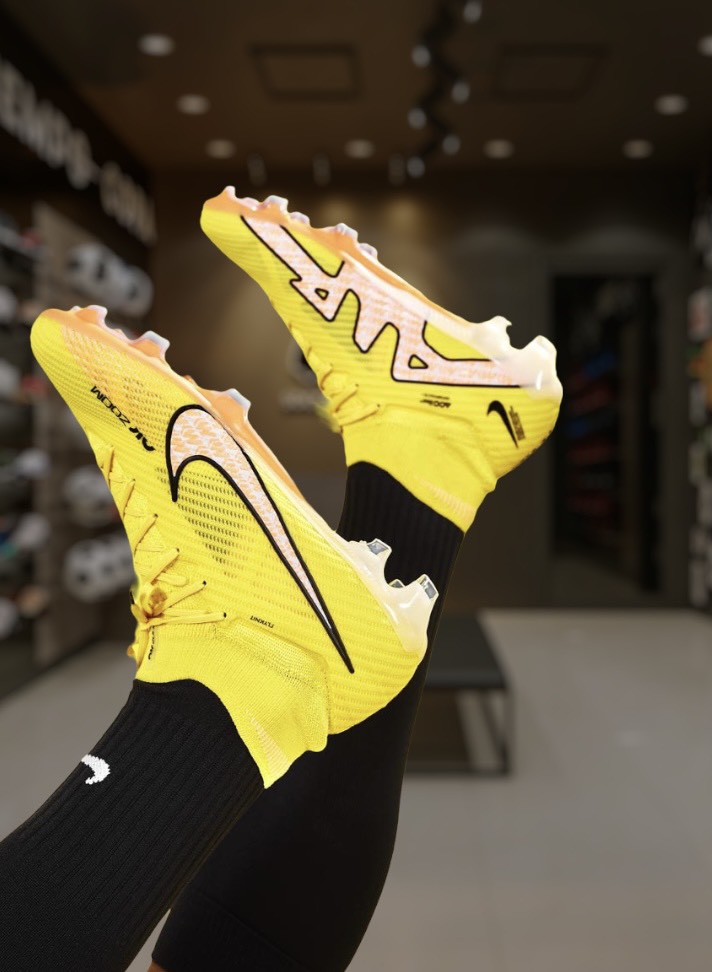 Giày Nike Lucent Mercurial 2022