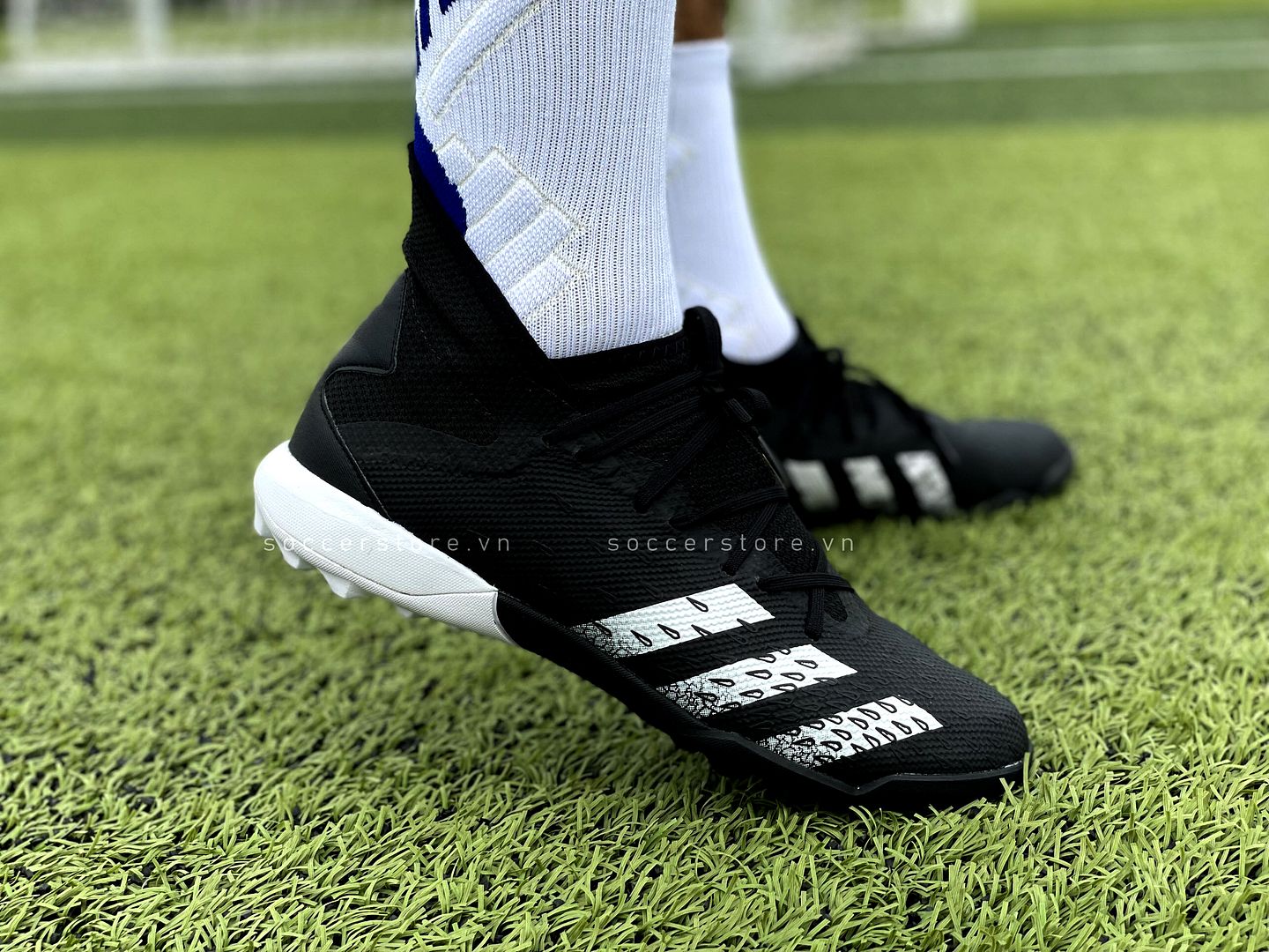 Giày bóng đá Adidas thường được sản xuất ở những đâu?