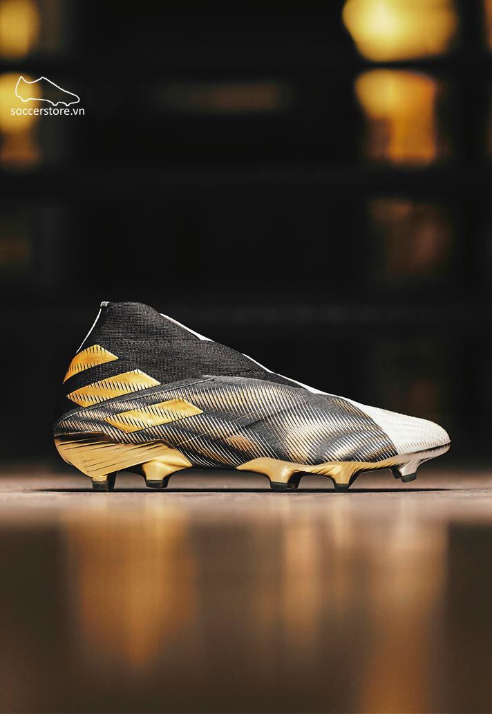 giày bóng đá Adidas Atmospheric 
