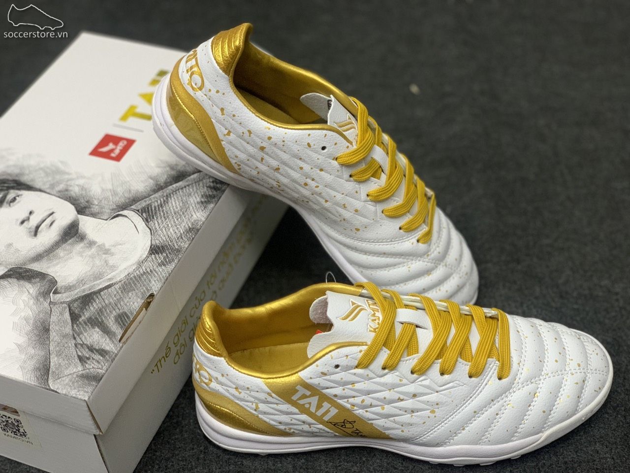 Kamito TA11 TF- Trắng/Vàng Gold F21001