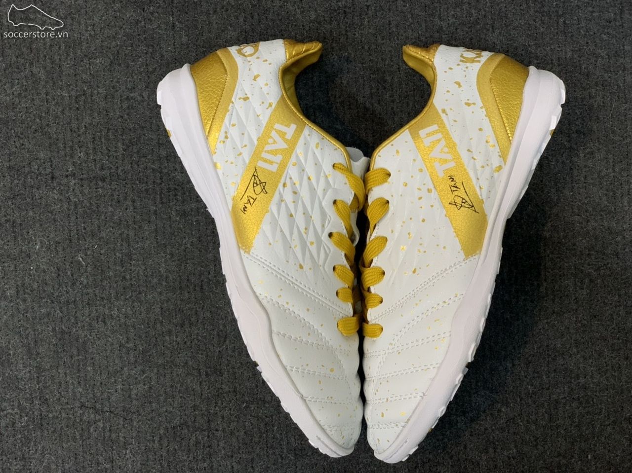 Kamito TA11 Kids TF- Trắng/Vàng Gold FK21011
