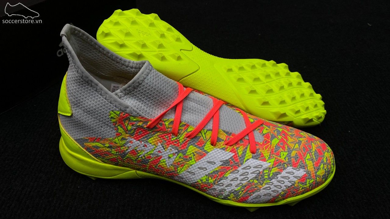 Giày bóng đá Adidas Predator Freak .3 TF - H01388