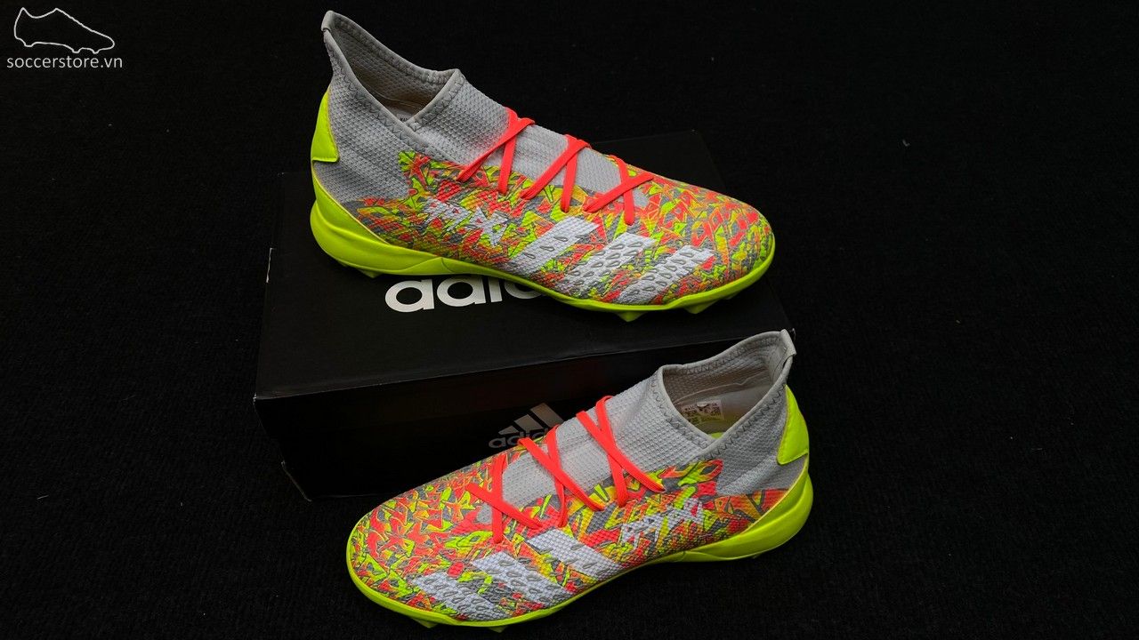 Giày bóng đá Adidas Predator Freak .3 TF - H01388