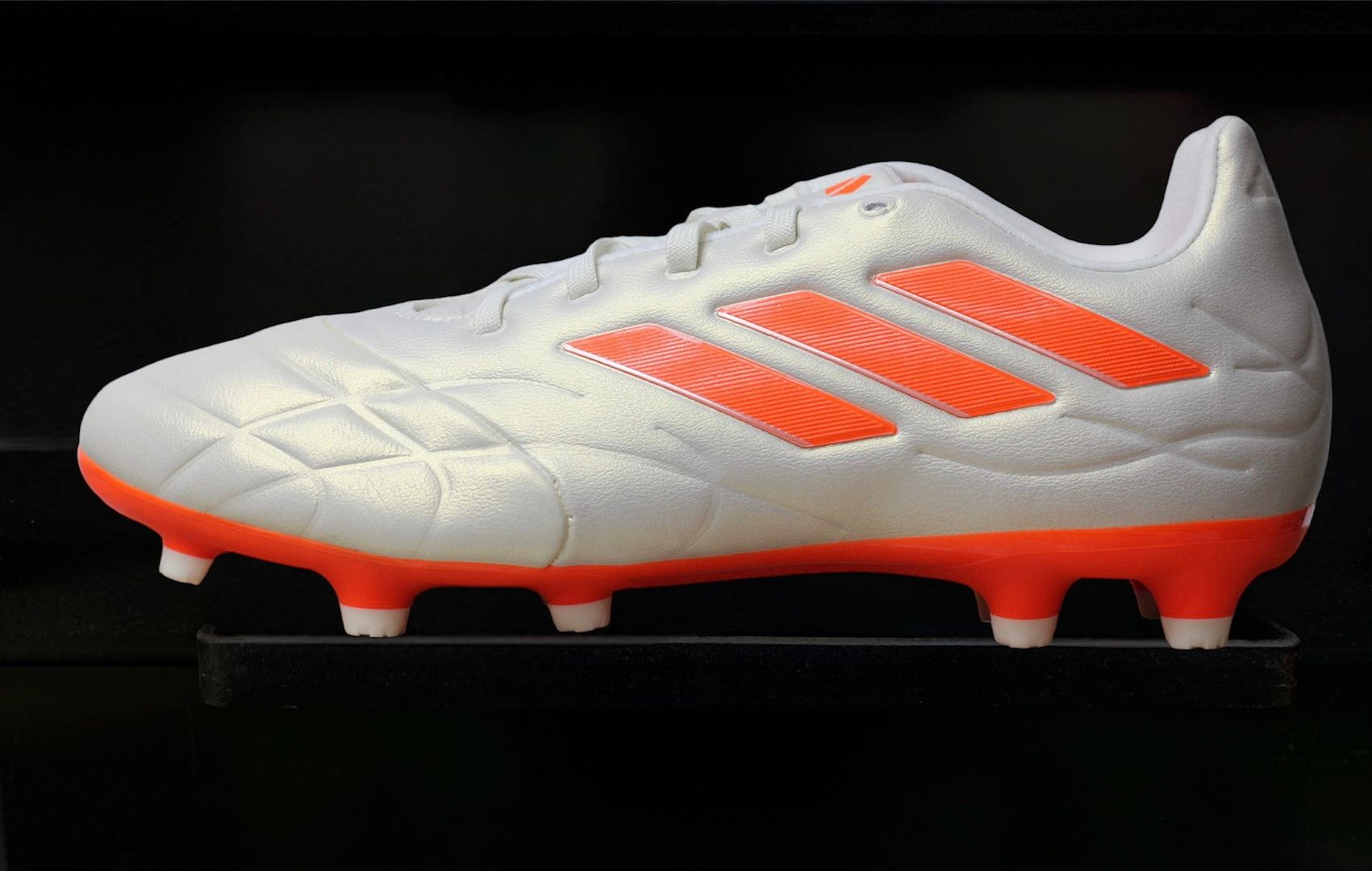Adidas Copa Pure .3 FG Heatspawn pack màu trắng ngà HQ8941
