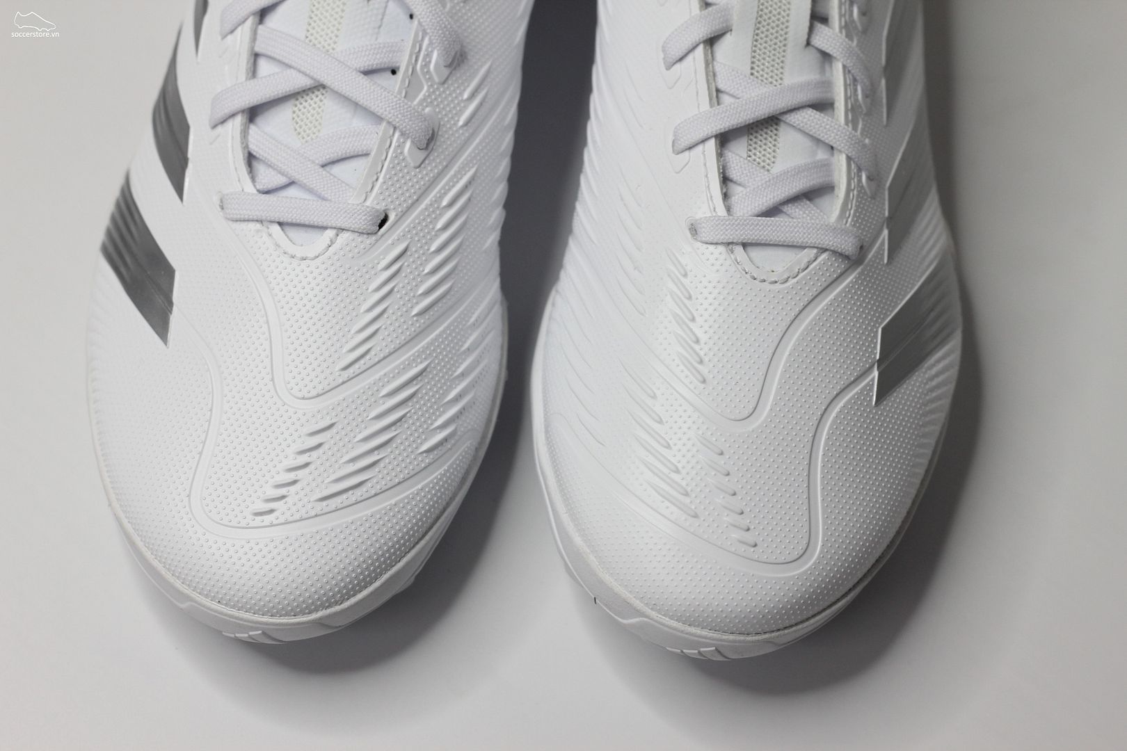 Adidas Predator League L TF màu trắng IE2613