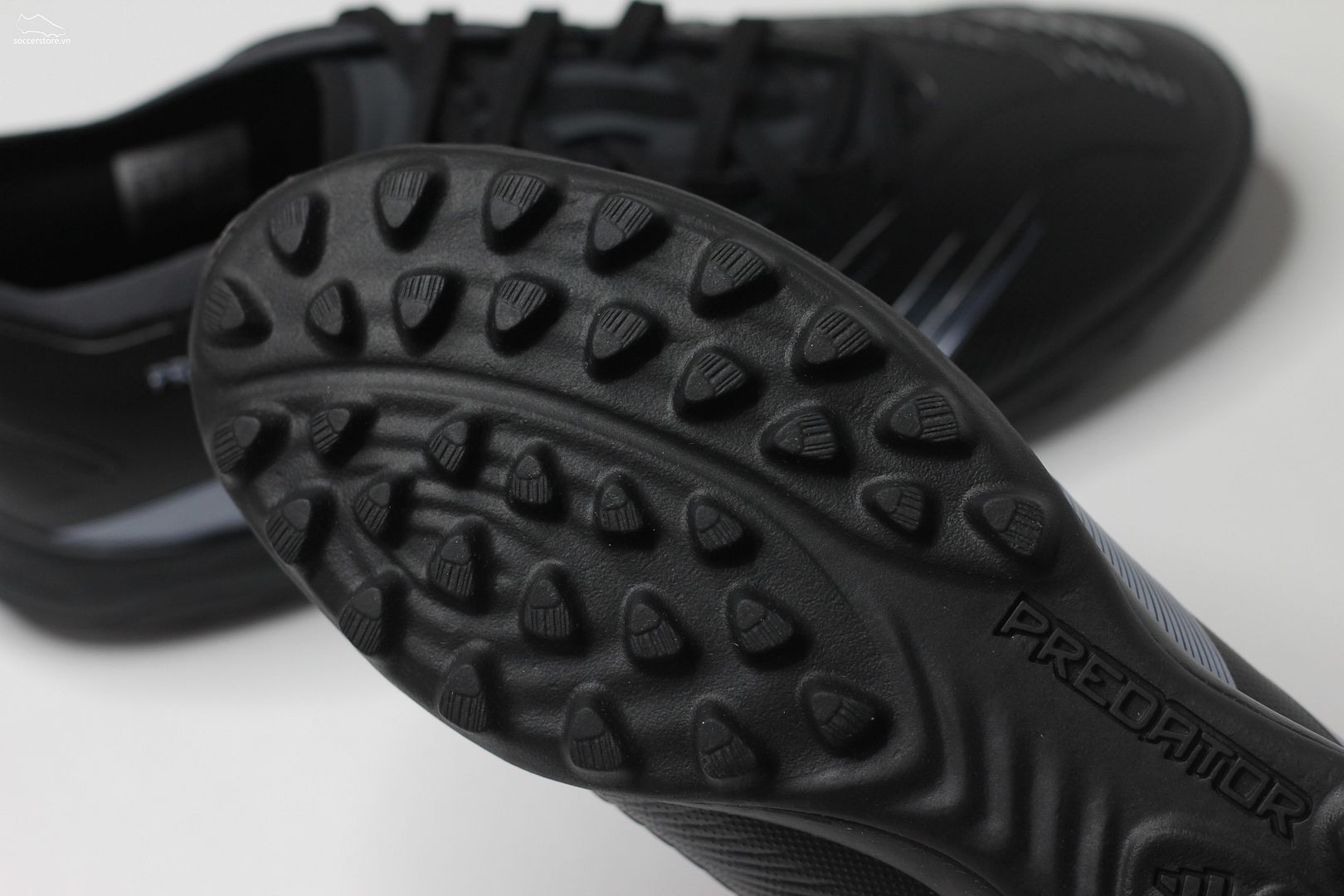 Adidas Predator League L TF màu carbon IE2614