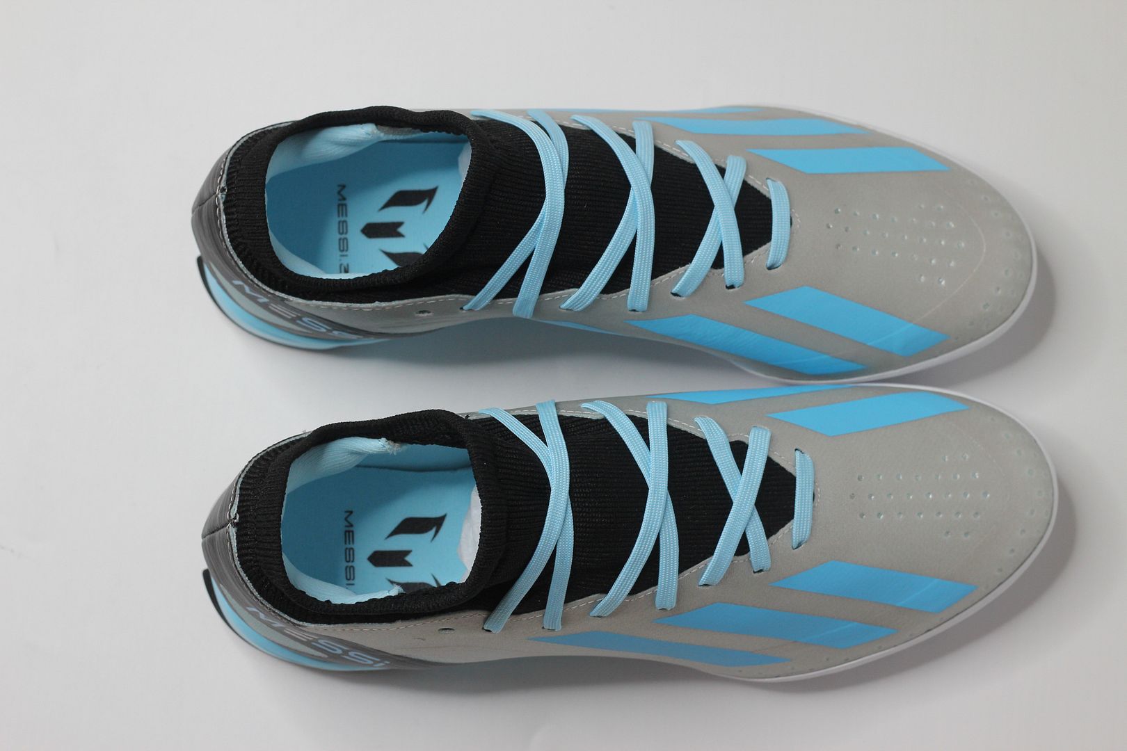 Adidas X Crazyfast Messi .3 TF Infinito Messi pack màu bạc/ xám IE4074