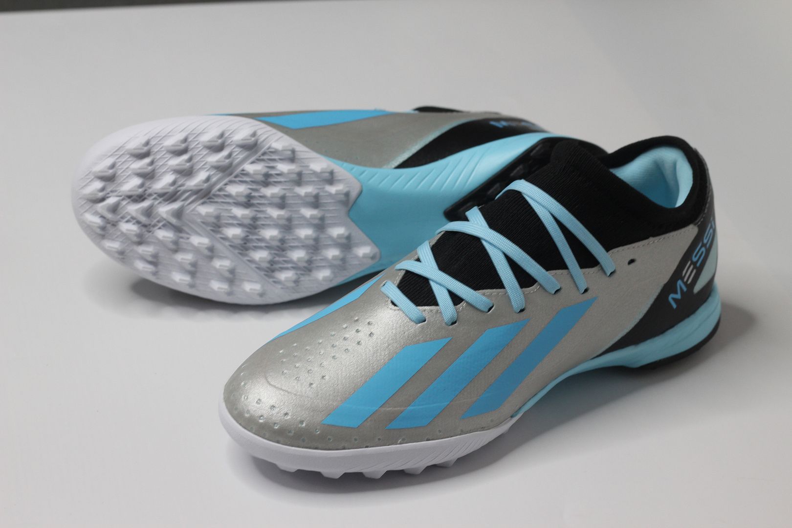 Adidas X Crazyfast Messi .3 TF Infinito Messi pack màu bạc/ xám IE4074