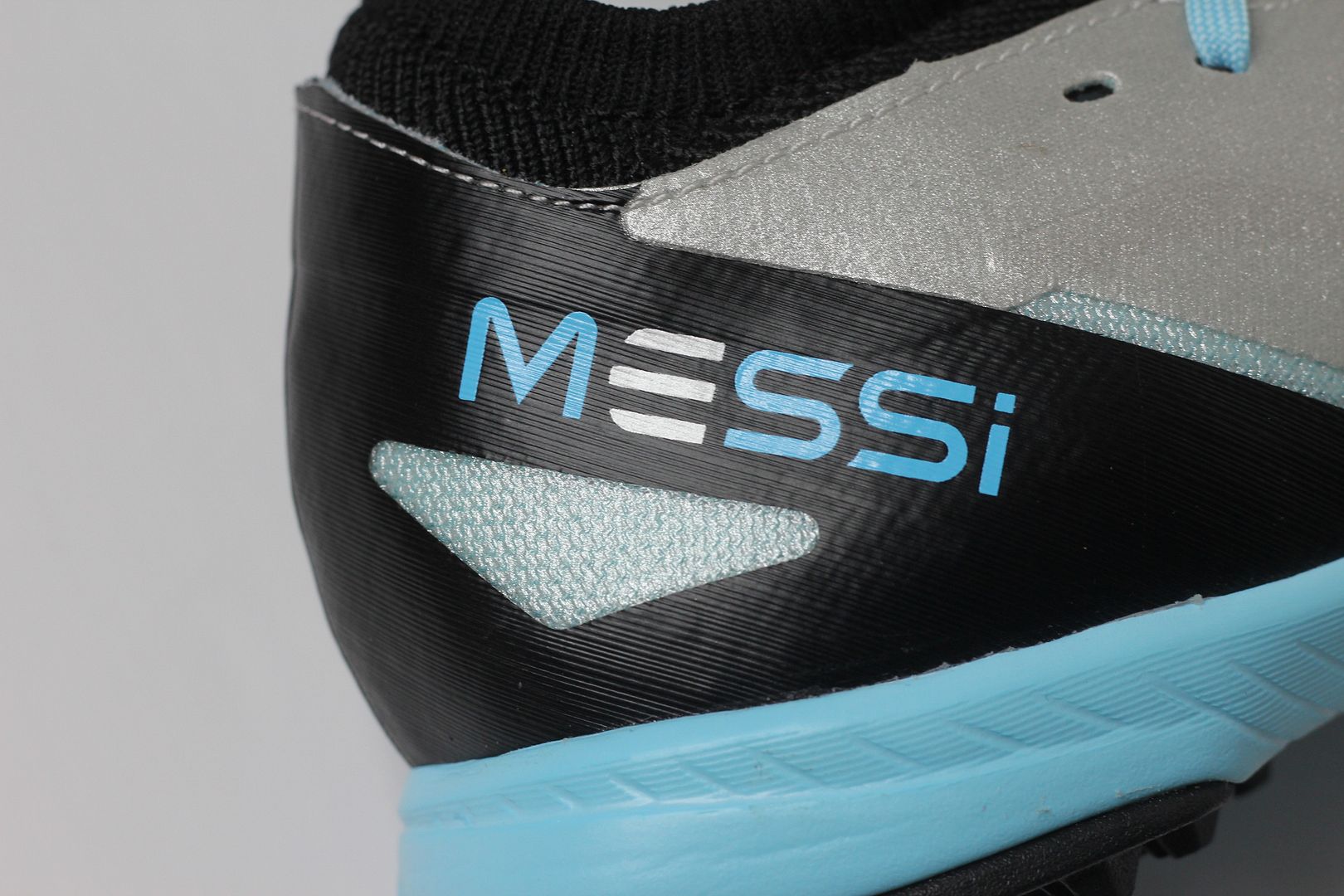 Adidas X Crazyfast Messi .3 TF Infinito Messi pack màu bạc/ xám IE4074