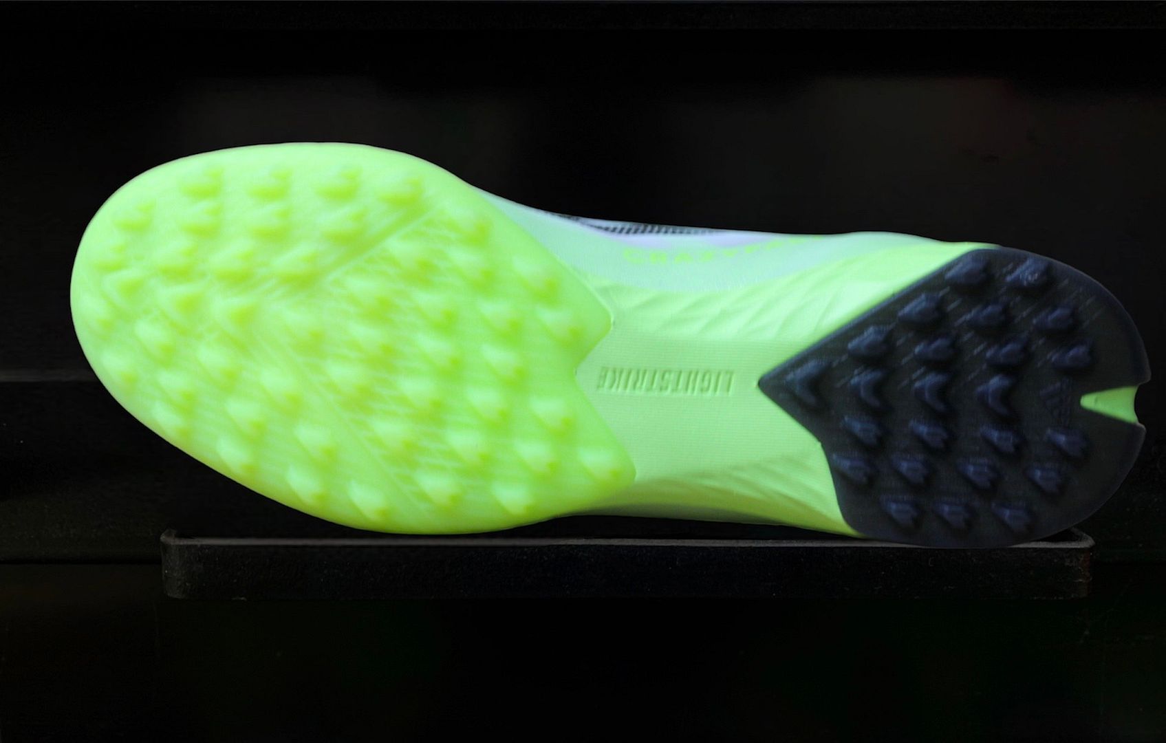 Adidas X Crazyfast .1 TF Crazyrush pack màu trắng pha xanh chuối IE6632