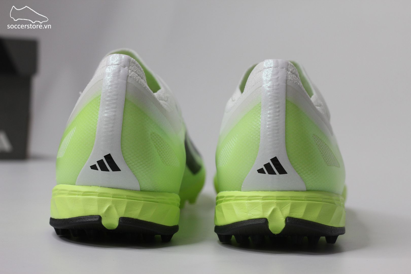 Adidas X Crazyfast .1 TF Crazyrush pack màu trắng pha xanh chuối IE6632