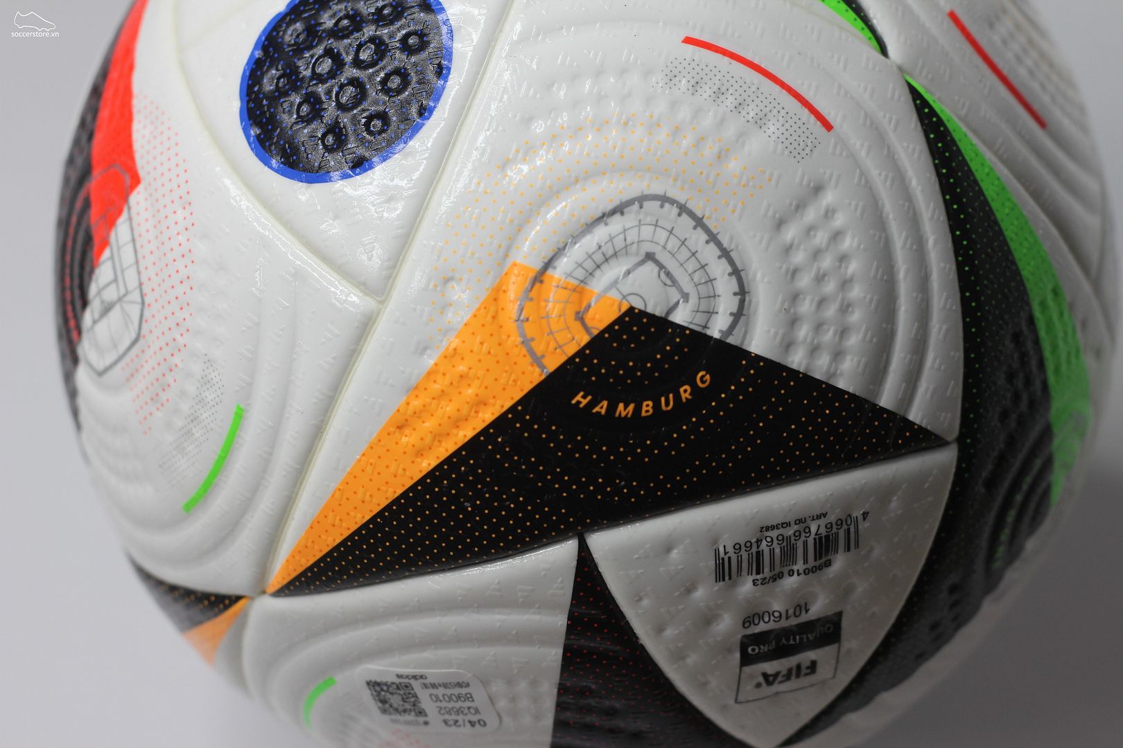 Bóng Adidas Fussballliebe Pro Euro 2024 OMB màu trắng đen IQ3682