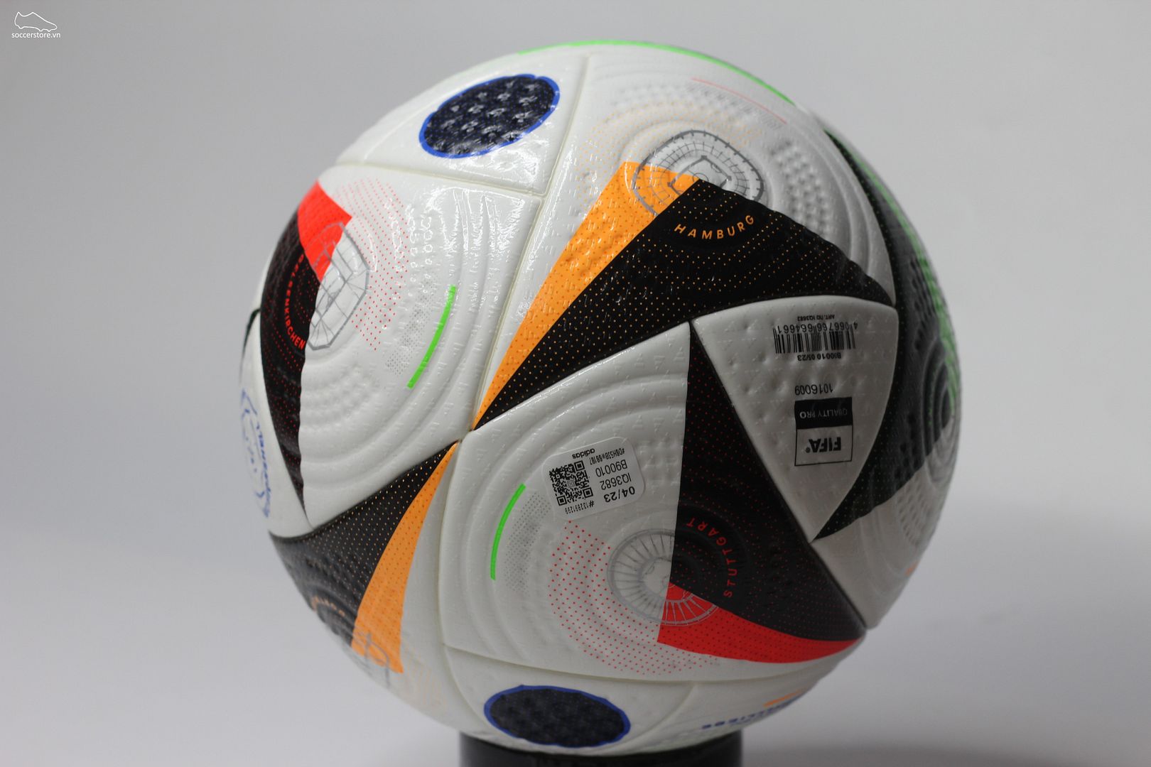 Bóng Adidas Fussballliebe Pro Euro 2024 OMB màu trắng đen IQ3682
