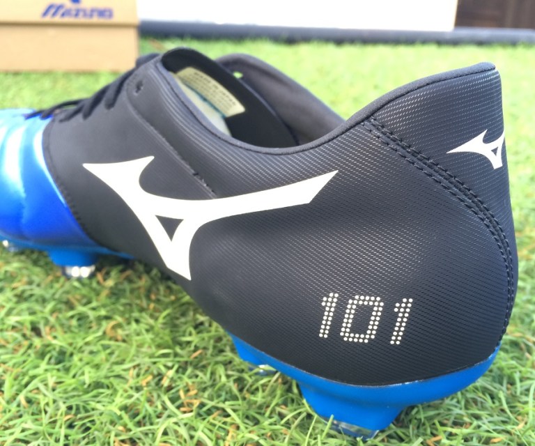 Cùng nhìn lại Mizuno Basara: tuy không quá đẹp nhưng lại gây sốt năm 2016