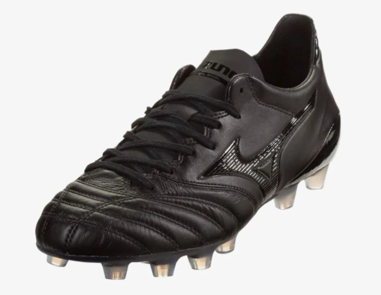 2 siêu phẩm trắng và đen cực đẹp của Mizuno