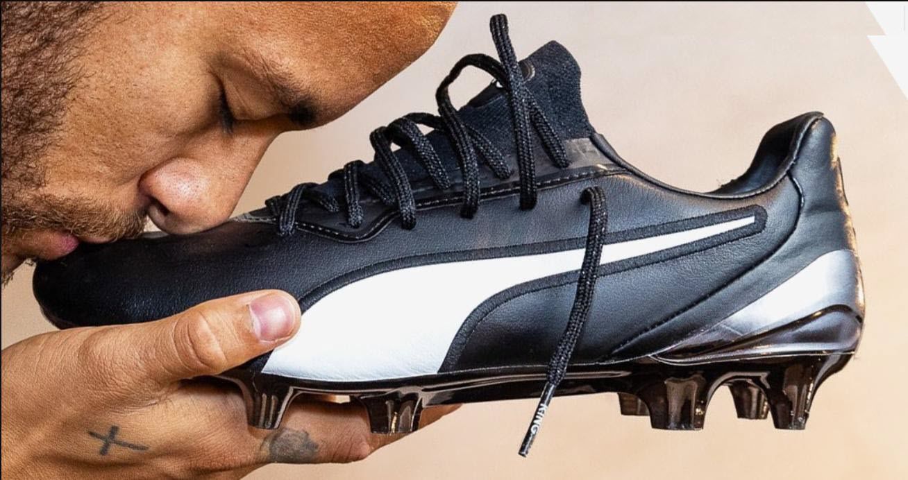 Neymar đi giày Puma