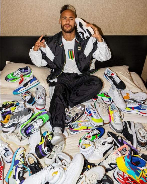 Neymar chuyển sang đi giày bóng đá Puma