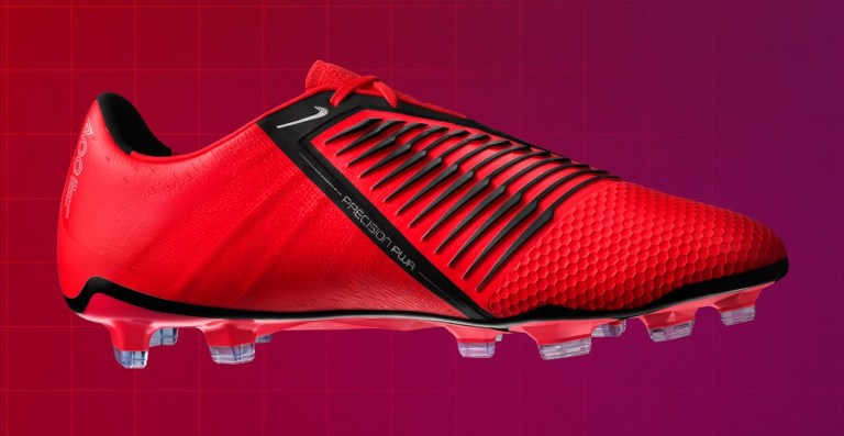Giày Nike Phantom VNM: sinh ra dành cho kẻ sát thủ !
