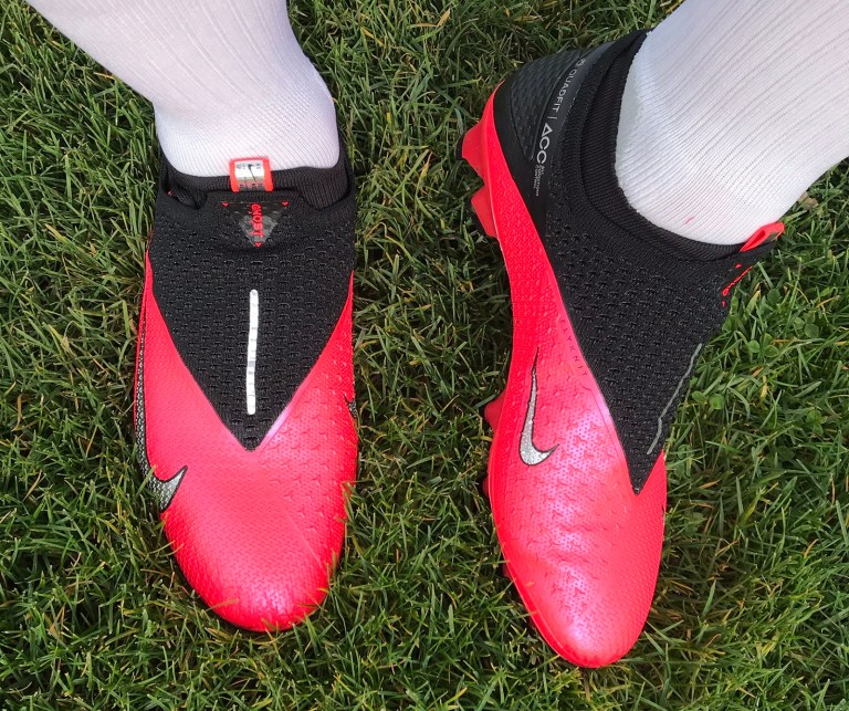 giày đá bóng Nike Phantom VSN 2 2020