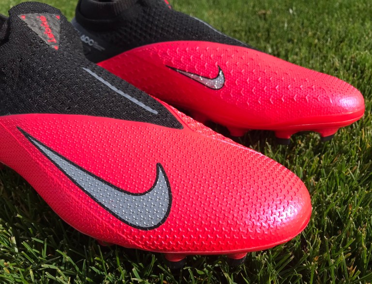 giày đá bóng Nike Phantom VSN 2 2020