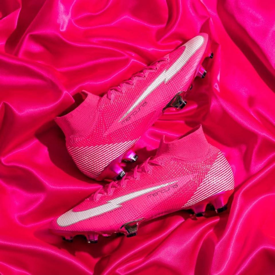 Giày bóng đá Nike Mbappe Rosa 2020