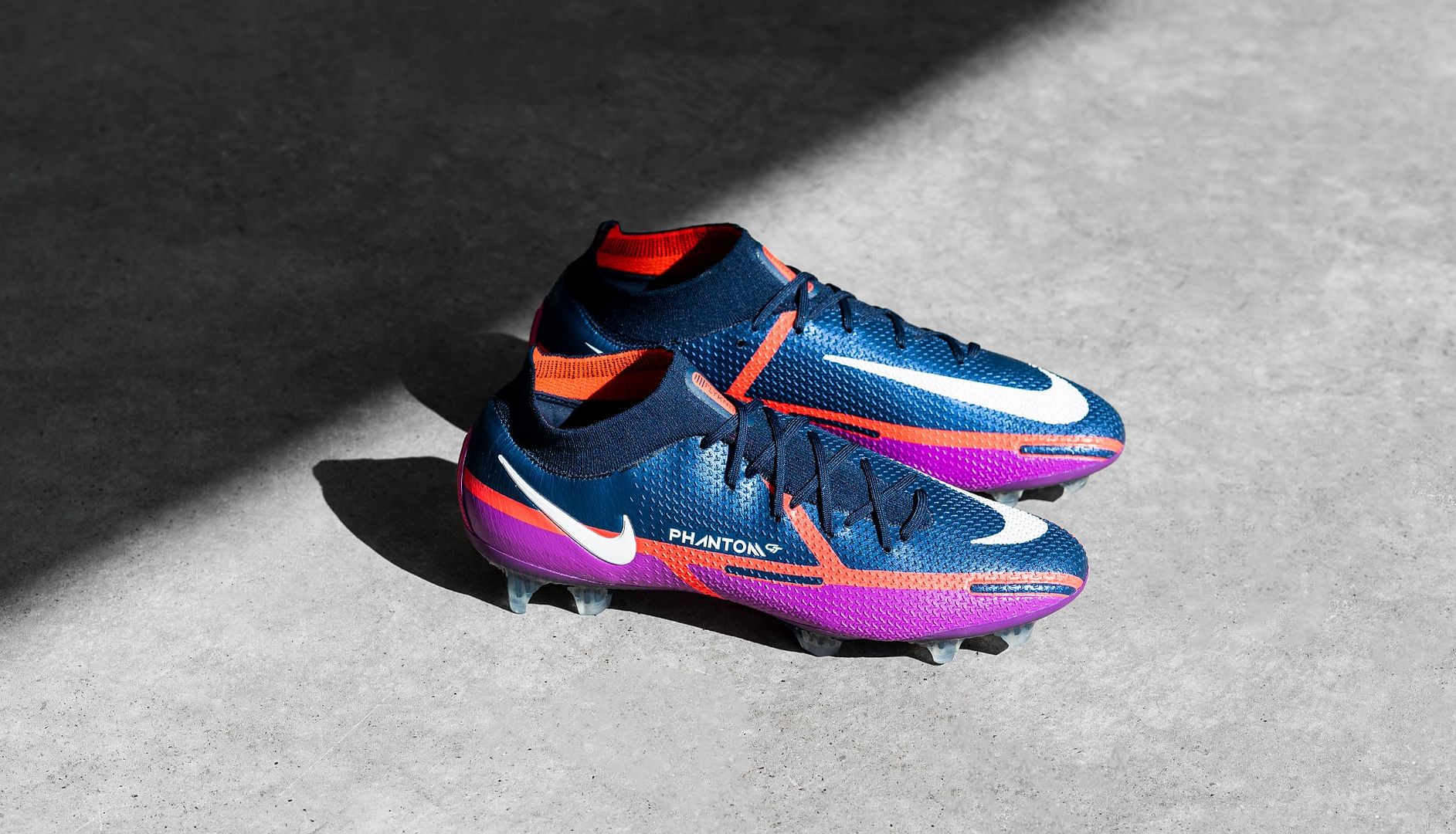 Giày đá bóng Nike Phantom GT 2 UV Edition khoai môn