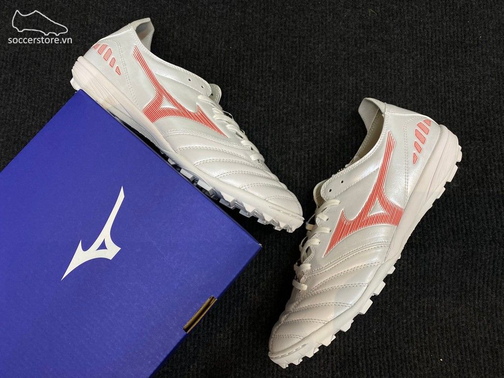 Mizuno Morelia Neo III Pro AS TF -P1GD208464