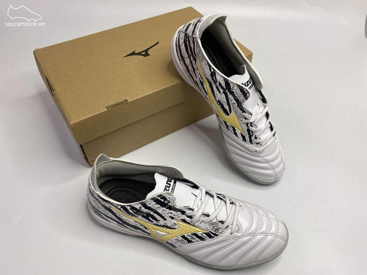 Mizuno Neo 3 Pro TF - Core White / Gold / Black - P1GD228446